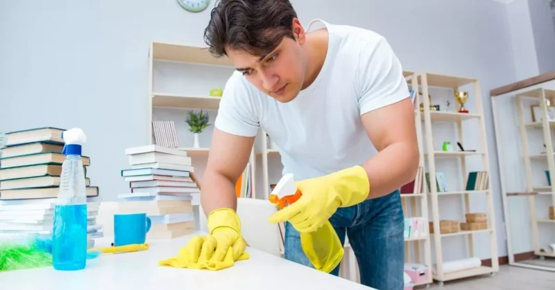 خدمة تنظيف المنزل في أبوظبي - احصل علي التعقيم مجانا