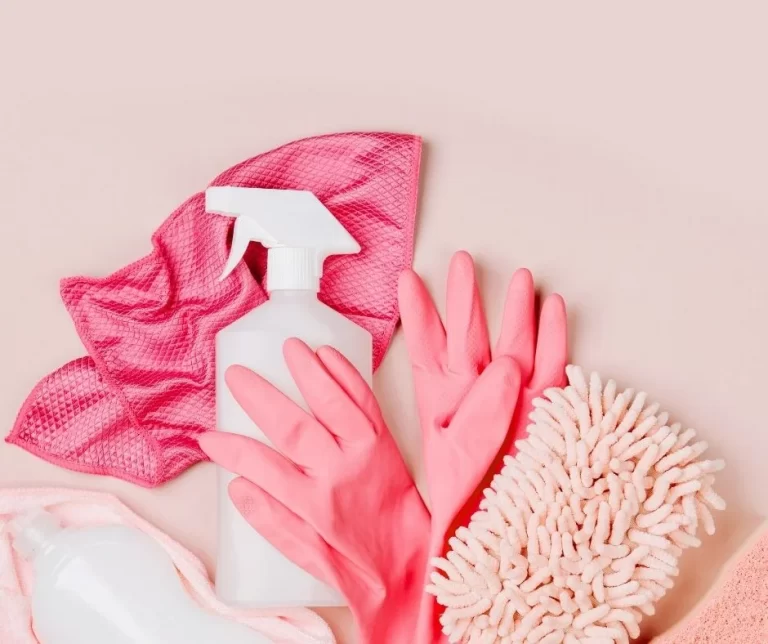 كيفية تنظيف أدوات التنظيف الخاصة بك